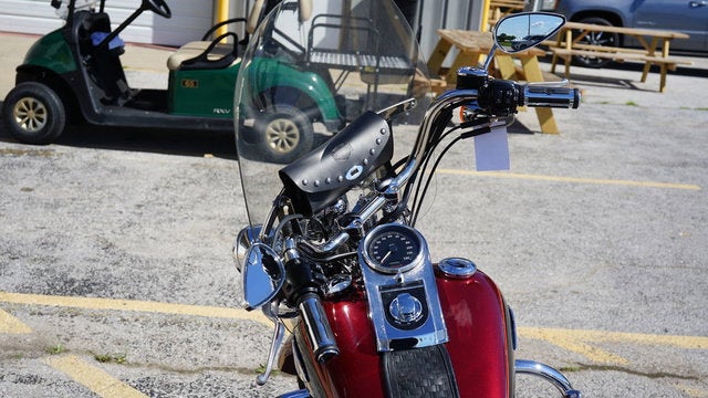 2002 Harley-Davidson FLSTS - Heritage Springer Softail Base