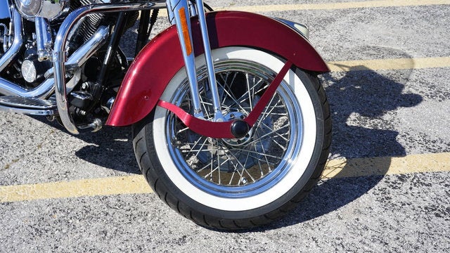 2002 Harley-Davidson FLSTS - Heritage Springer Softail Base