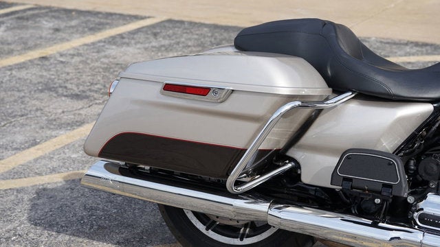 2018 Harley-Davidson FLHR - Road King Base