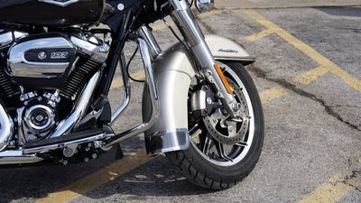 2018 Harley-Davidson FLHR - Road King Base