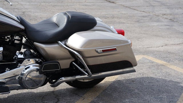 2018 Harley-Davidson FLHR - Road King Base