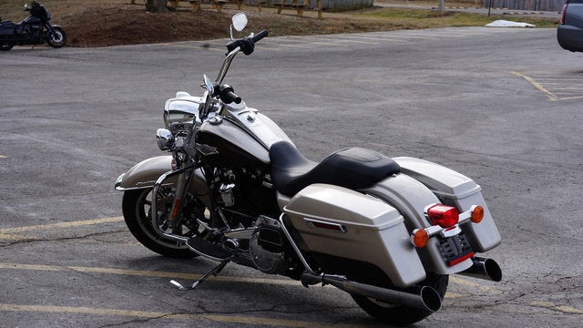 2018 Harley-Davidson FLHR - Road King Base