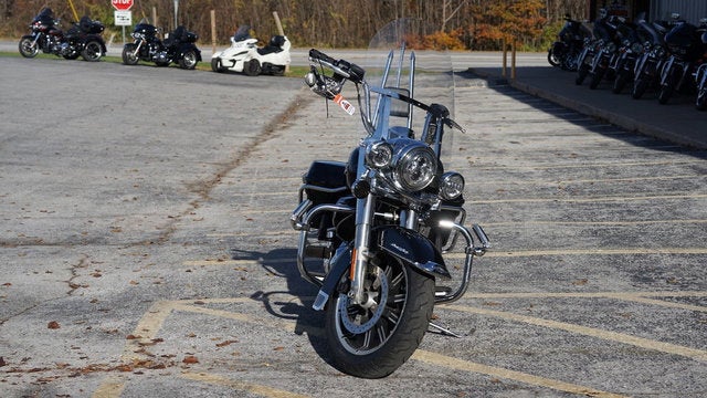 2019 Harley-Davidson FLHR - Road King Base