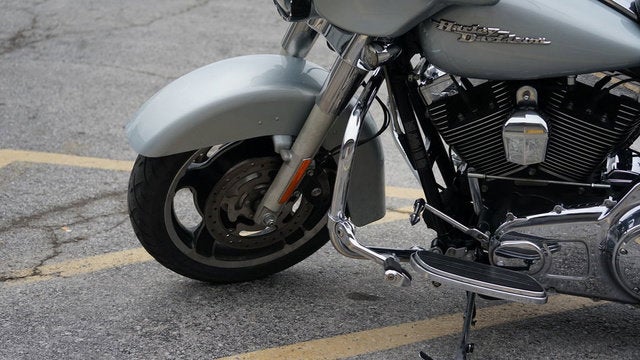 2010 Harley-Davidson FLHX - Street Glide Base