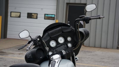 2010 Harley-Davidson FLHX - Street Glide Base