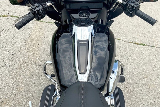2024 Harley-Davidson FLHX - Street Glide Base