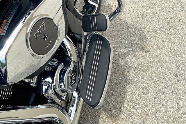 2024 Harley-Davidson FLHX - Street Glide Base