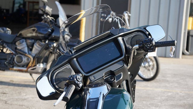 2024 Harley-Davidson FLHX - Street Glide Base