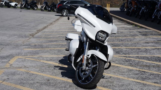 2024 Harley-Davidson FLHX - Street Glide Base