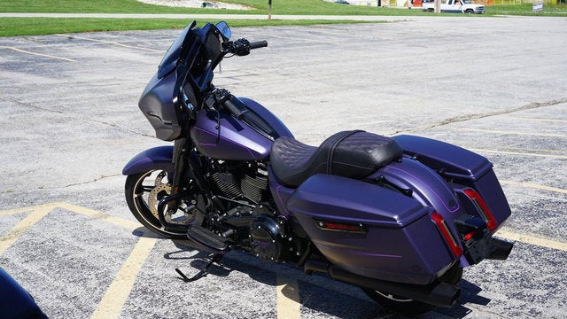 2025 Harley-Davidson FLHX - Street Glide Base