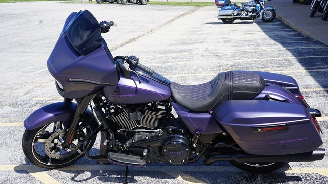 2025 Harley-Davidson FLHX - Street Glide Base