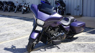 2025 Harley-Davidson FLHX - Street Glide Base