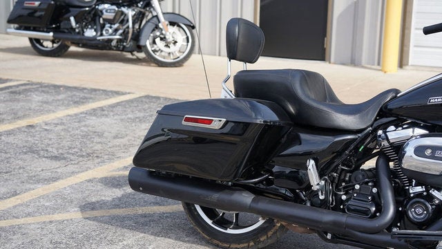 2021 Harley-Davidson FLHX - Street Glide Base