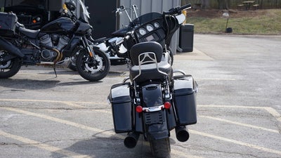 2021 Harley-Davidson FLHX - Street Glide Base