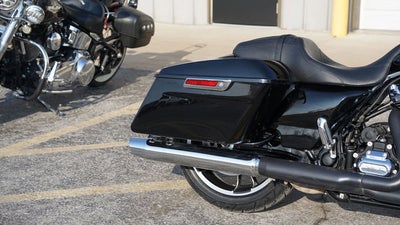 2023 Harley-Davidson FLHX - Street Glide Base