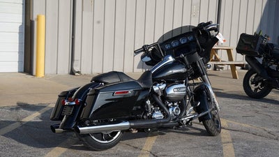 2023 Harley-Davidson FLHX - Street Glide Base