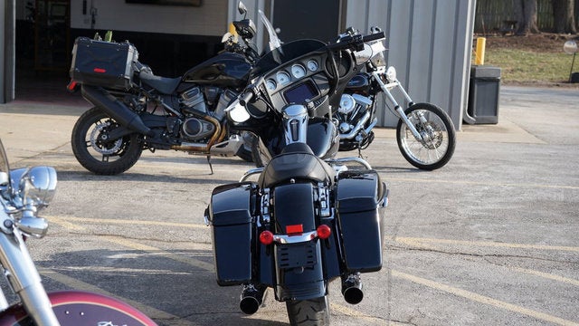 2023 Harley-Davidson FLHX - Street Glide Base