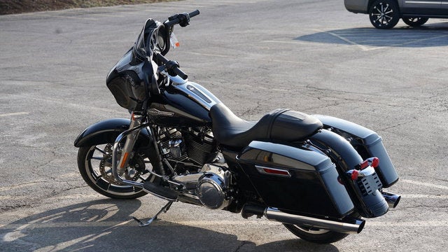 2023 Harley-Davidson FLHX - Street Glide Base