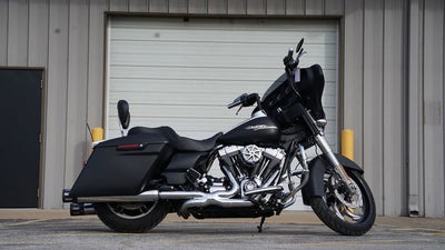 2014 Harley-Davidson FLHX - Street Glide Base