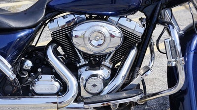 2012 Harley-Davidson FLHX - Street Glide Base