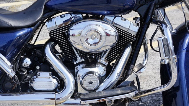 2012 Harley-Davidson FLHX - Street Glide Base