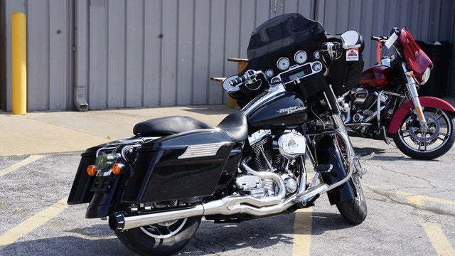 2006 Harley-Davidson FLHX - Street Glide Base
