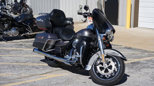 2017 Harley-Davidson FLHTK - Ultra Limited Base