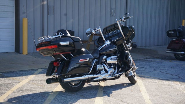 2017 Harley-Davidson FLHTK - Ultra Limited Base