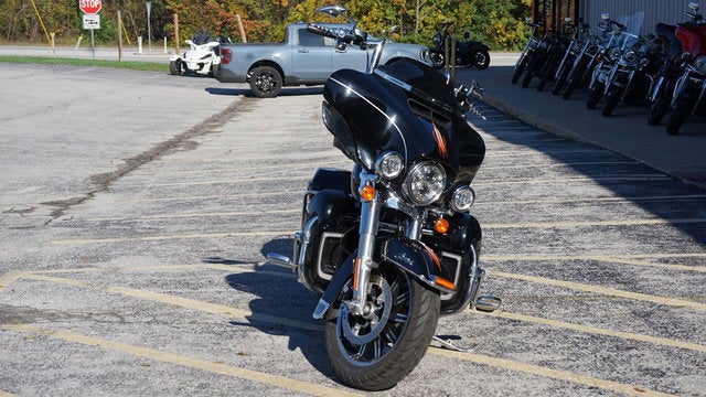2017 Harley-Davidson FLHTK - Ultra Limited Base