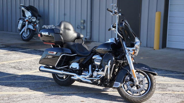 2017 Harley-Davidson FLHTK - Ultra Limited Base