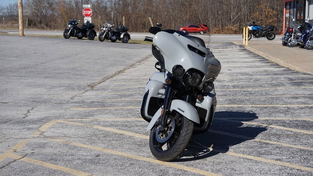 2024 Harley-Davidson FLHTK - Ultra Limited Base