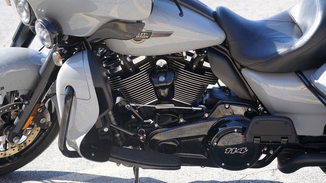 2024 Harley-Davidson FLHTK - Ultra Limited Base