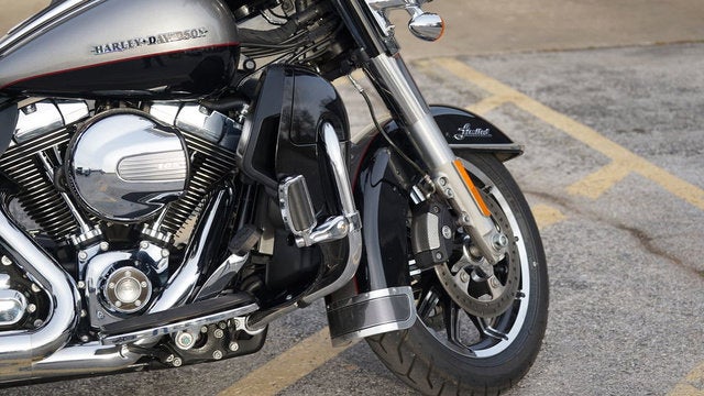 2016 Harley-Davidson FLHTK - Ultra Limited Base