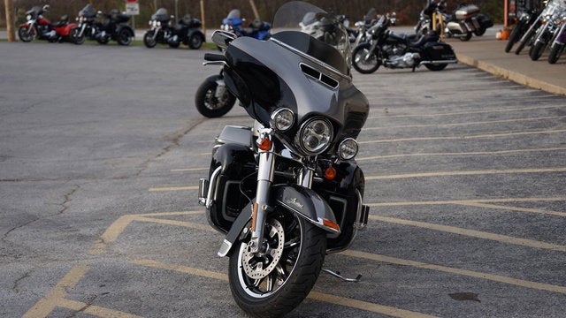 2016 Harley-Davidson FLHTK - Ultra Limited Base