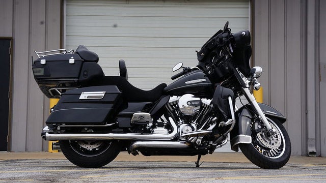 2011 Harley-Davidson Touring FLHTK - Electra Glide Ultra Limited
