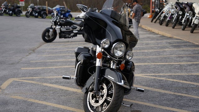 2011 Harley-Davidson Touring FLHTK - Electra Glide Ultra Limited