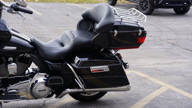 2013 Harley-Davidson FLHTK - Electra Glide Ultra Limited Base