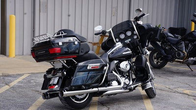 2013 Harley-Davidson FLHTK - Electra Glide Ultra Limited Base