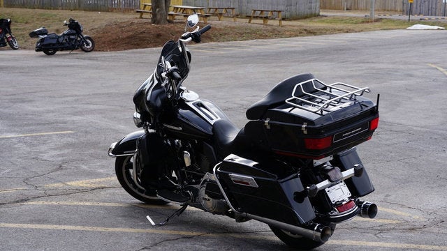 2013 Harley-Davidson FLHTK - Electra Glide Ultra Limited Base