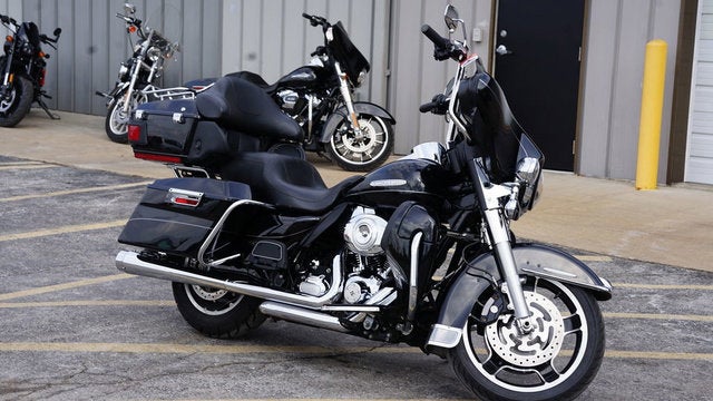 2013 Harley-Davidson FLHTK - Electra Glide Ultra Limited Base