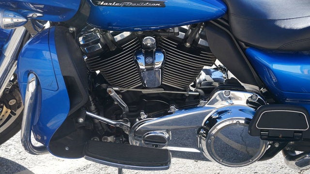 2018 Harley-Davidson FLTRU - Road Glide Ultra Base