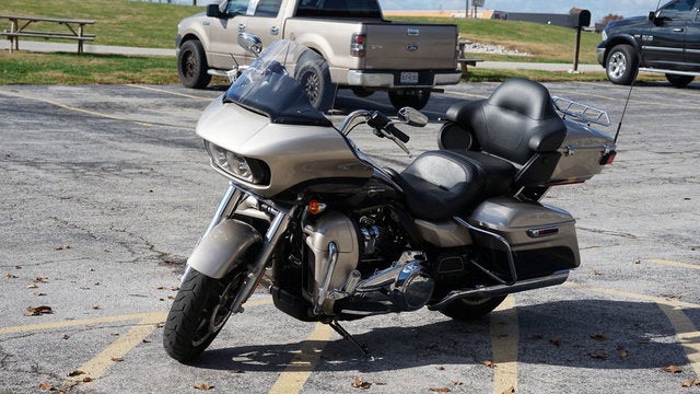 2018 Harley-Davidson FLTRU - Road Glide Ultra Base