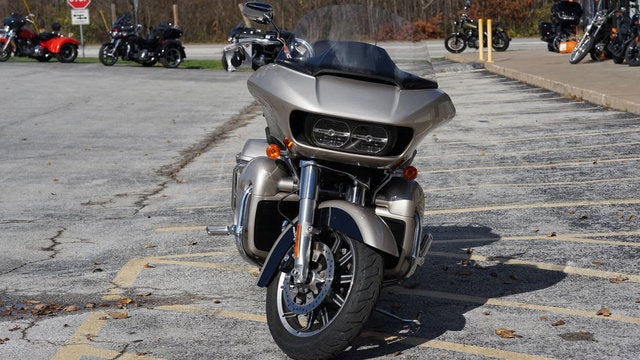 2018 Harley-Davidson FLTRU - Road Glide Ultra Base