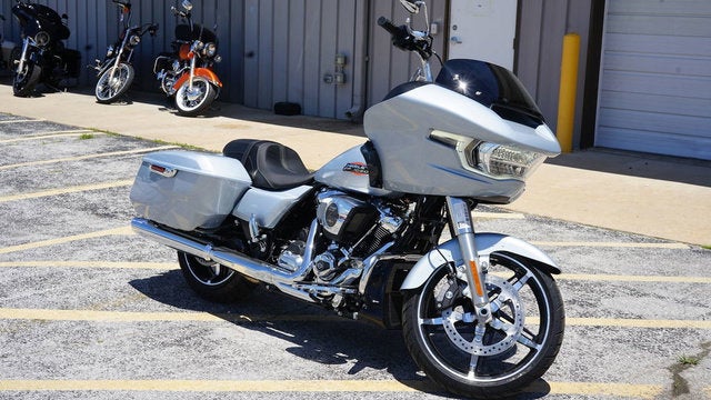 2025 Harley-Davidson FLTRX - Road Glide Base