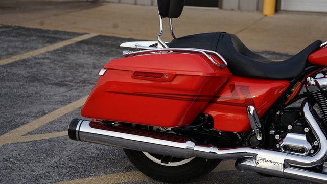 2017 Harley-Davidson FLHXS - Street Glide Special Base