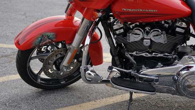 2017 Harley-Davidson FLHXS - Street Glide Special Base