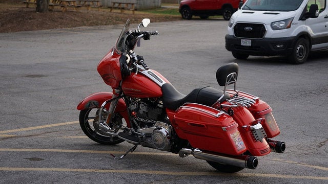 2017 Harley-Davidson FLHXS - Street Glide Special Base