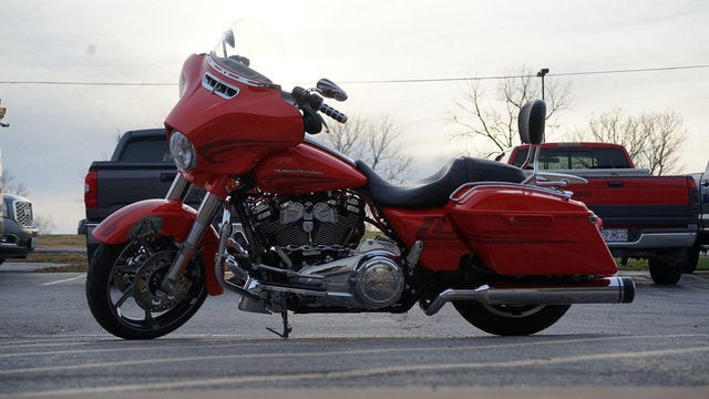 2017 Harley-Davidson FLHXS - Street Glide Special Base