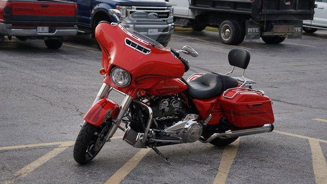 2017 Harley-Davidson FLHXS - Street Glide Special Base