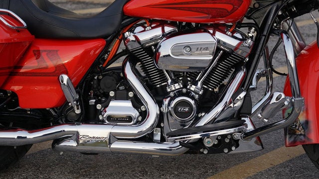 2017 Harley-Davidson FLHXS - Street Glide Special Base